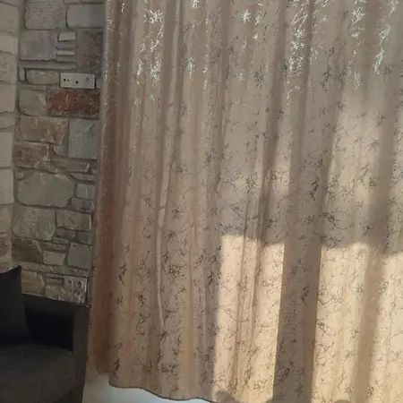 Mik & Lena * Paralia Dionisiou